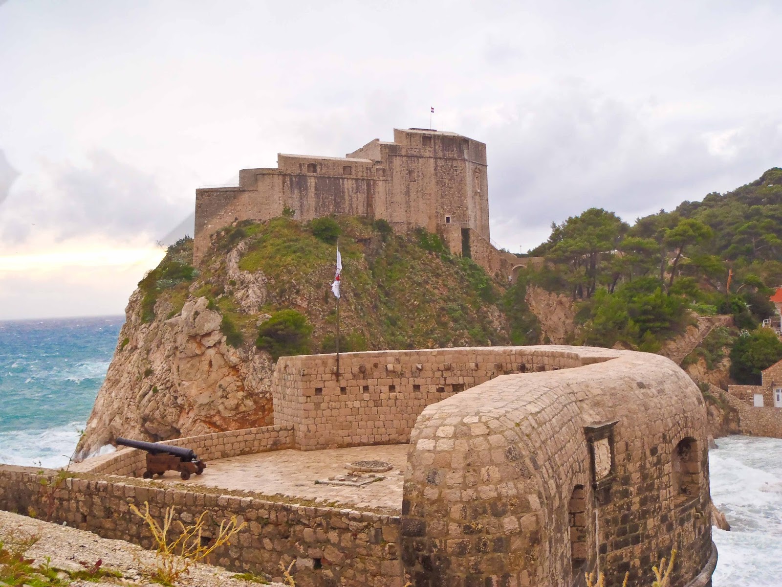 Tales of Two Globetrotters: At Game of Thrones Filming Locations in ...